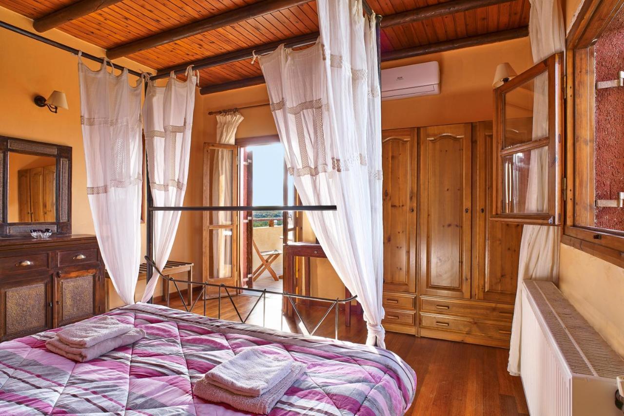 Villa Evenos Of 3 Bedrooms - Irida Country House Of 2 Bedrooms With Private Pools Elafonisi Buitenkant foto